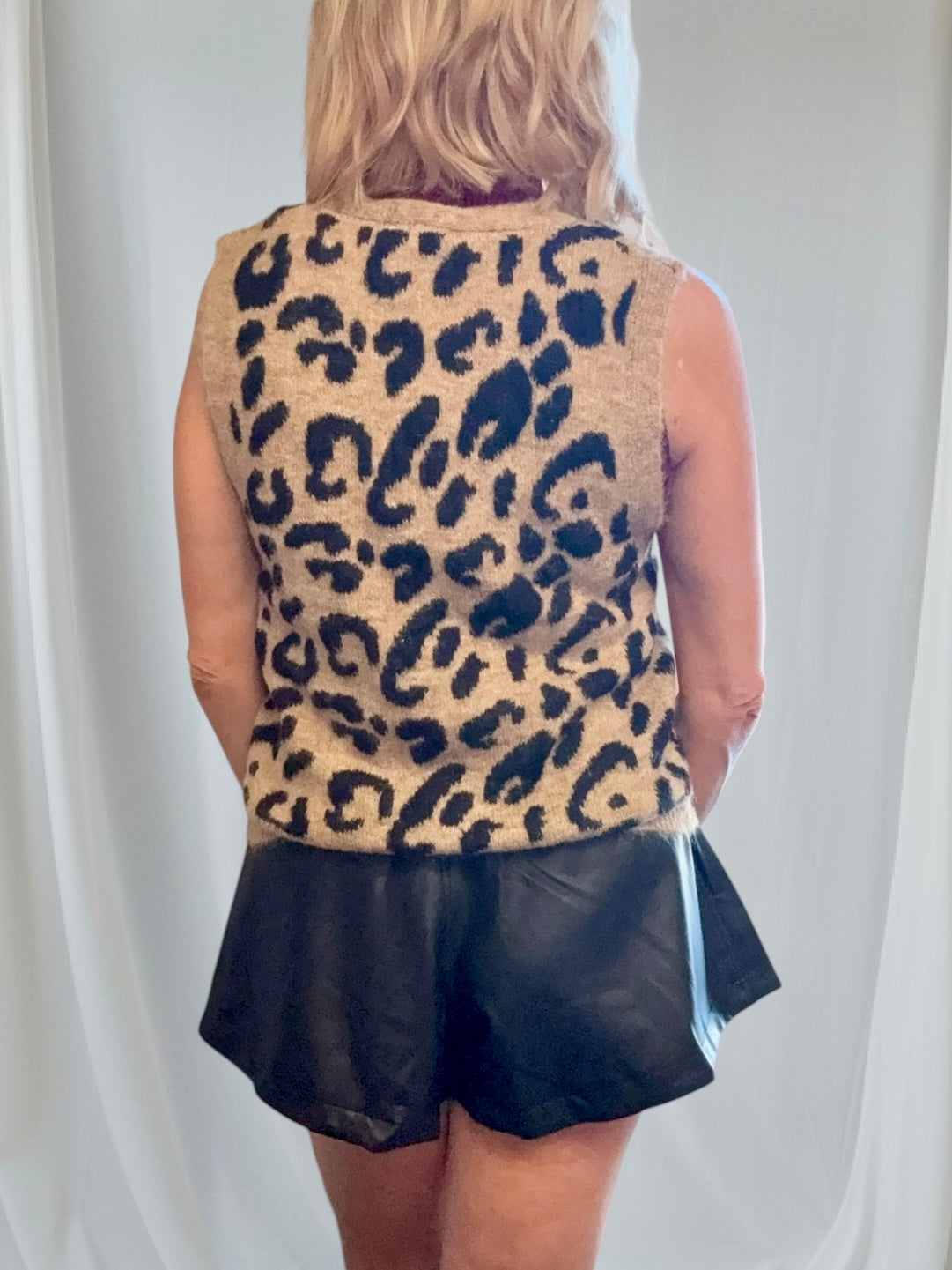 Luna Leopard print knitted vest - Color : CAMEL, Sizes : ONE