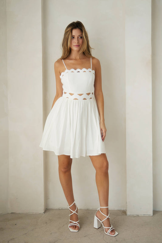 Tory Scallop Cut-Out Mini